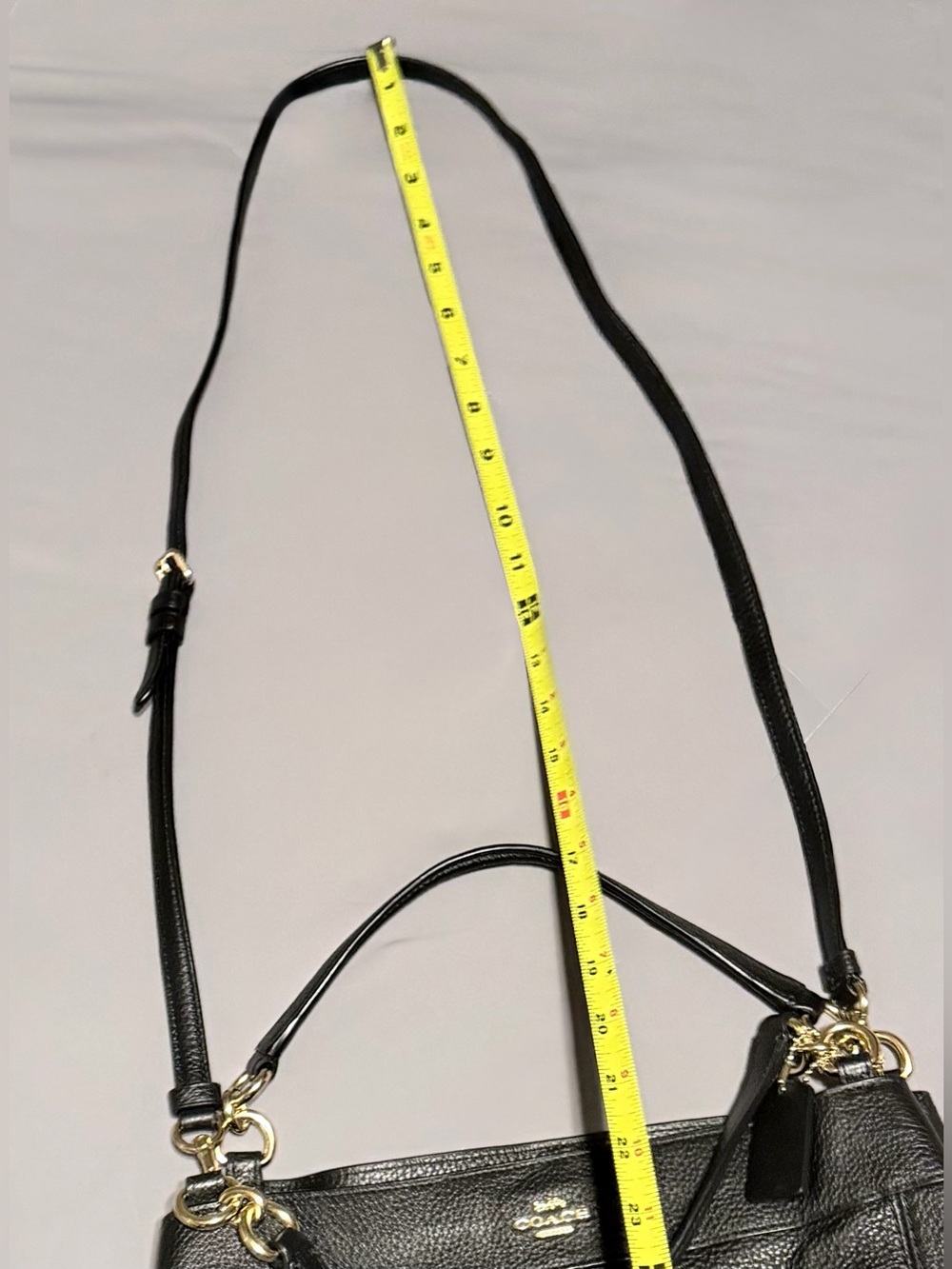 Coach✨Black Pebbled Leather Shoulder Bag with Gold Hardware - Picture 9 of 16
